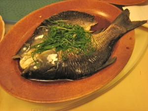 steamed fish with green onions